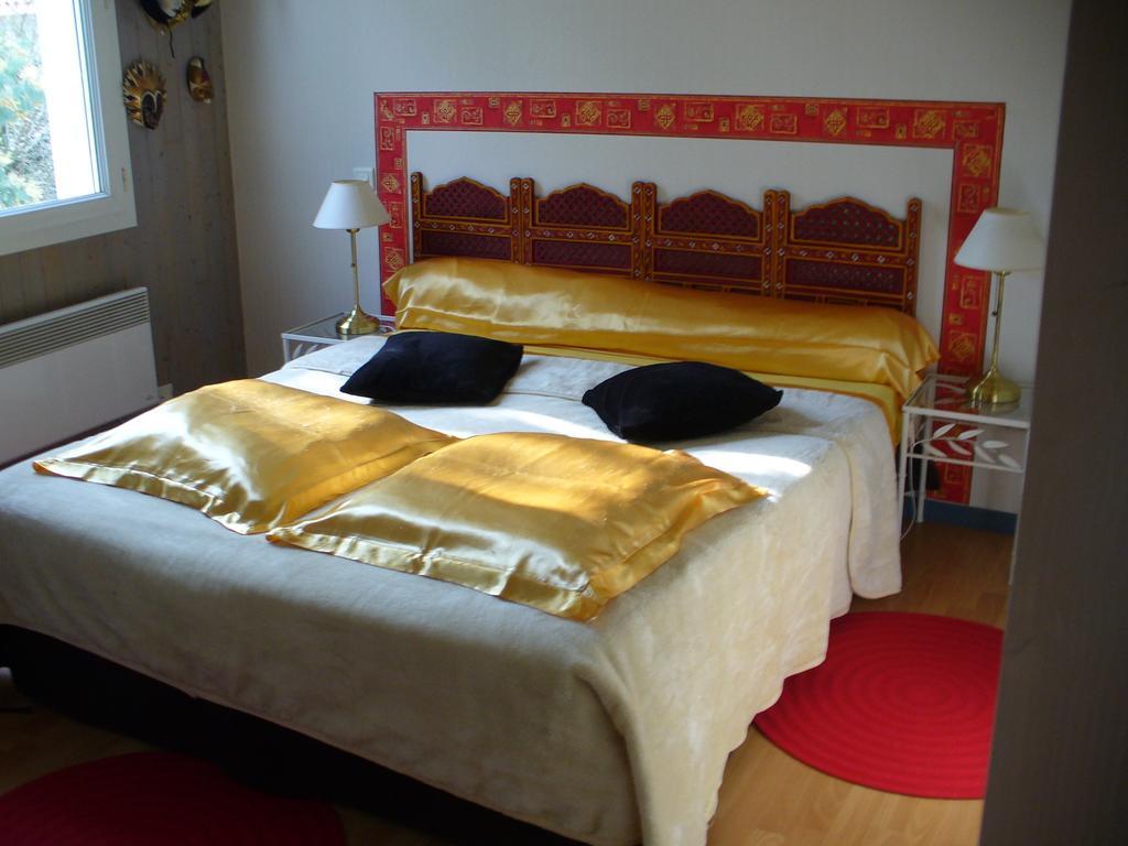 Bed and Breakfast Chambre D'Hotes Dyrslot Saint-Denis-de-Pile Экстерьер фото