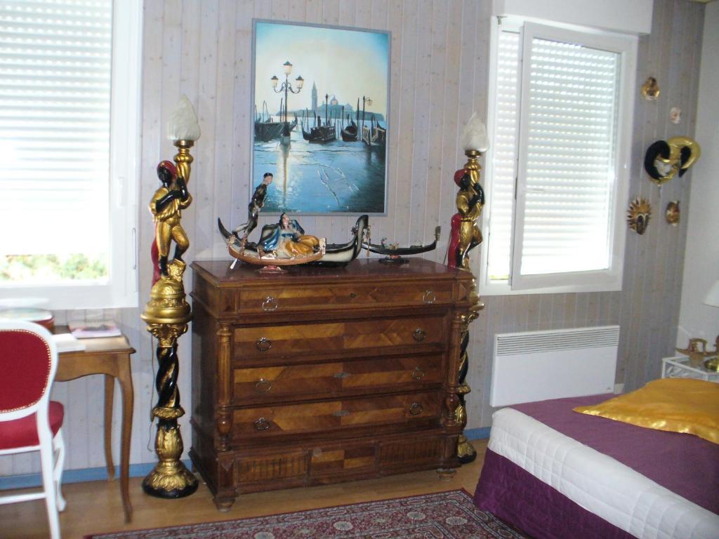 Chambre D'Hotes Dyrslot Saint-Denis-de-Pile Номер фото